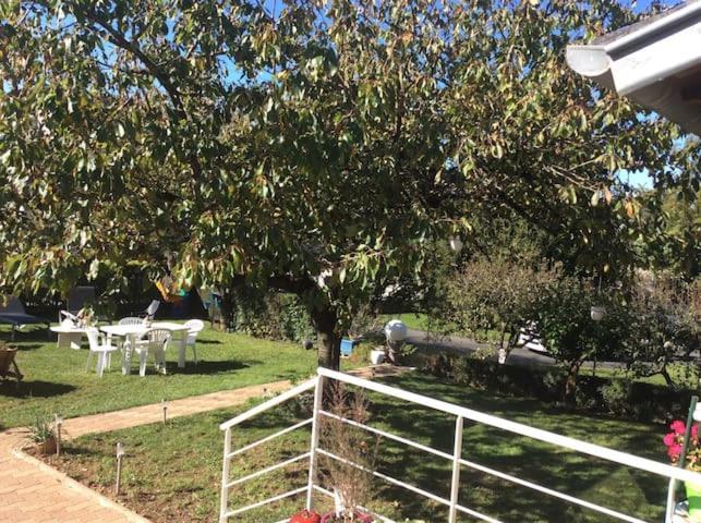 Maison Avec Veranda Proche Du Centre Ville Rignac  外观 照片